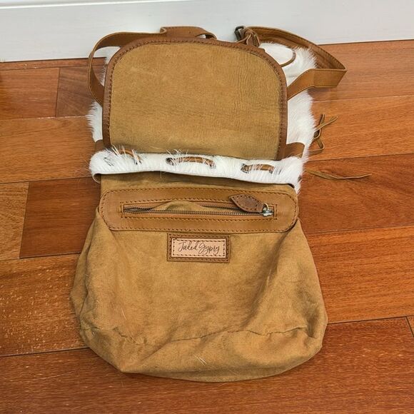 Jaded Gypsy backpack Leopard Print‎ and White Fur Women\'s Backpack